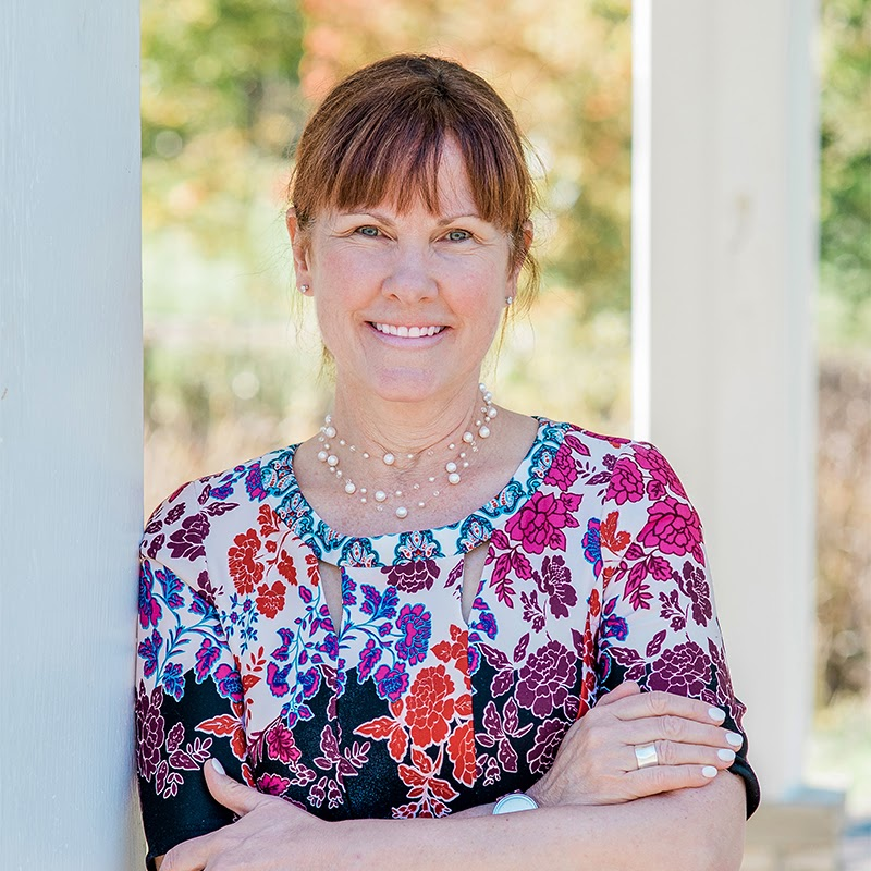 Roxane Agostinelli, Pittsburgh, PA real estate agent with the KW Pittsburgh Roxane CAN Real Estate Group